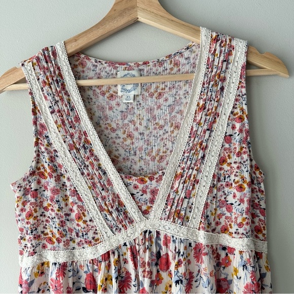 Francesca’s Collections Blue Rain Quincy Flower Printed Blouse - Picture 7 of 8